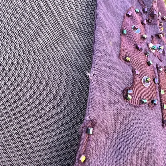 Narianna Sleeveless V Shape Beaded Top, Floral Dress - Picture 13 of 15